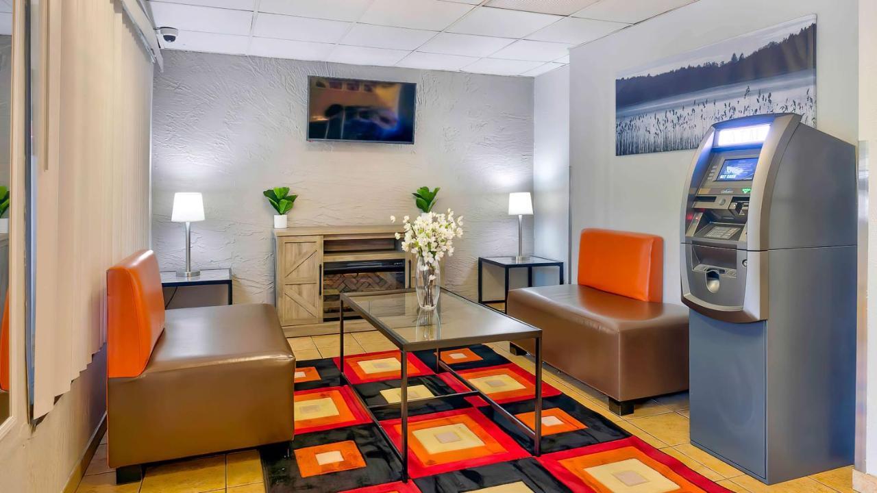 Motel 6-Milwaukee, Wi - Glendale Bagian luar foto