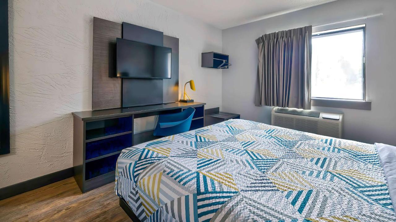 Motel 6-Milwaukee, Wi - Glendale Bagian luar foto