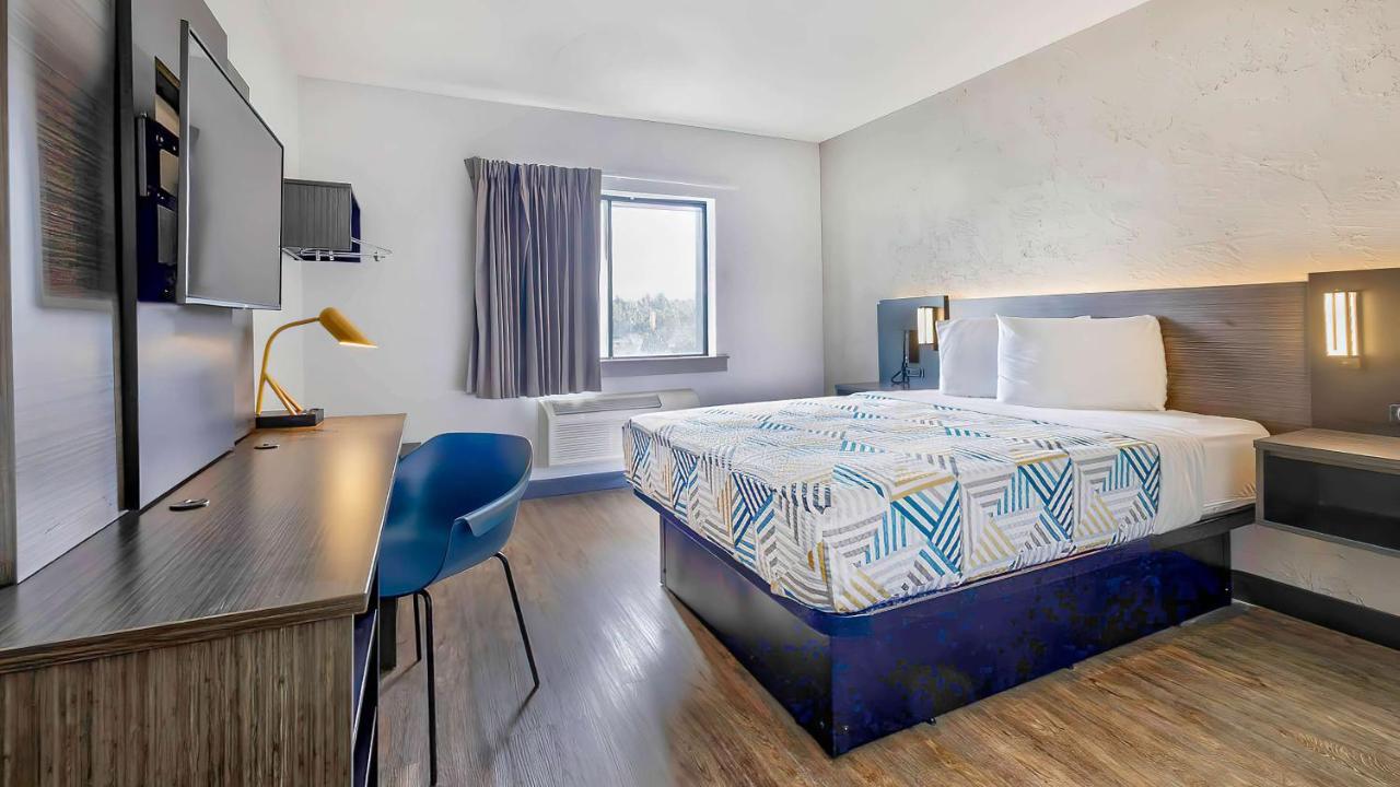 Motel 6-Milwaukee, Wi - Glendale Bagian luar foto