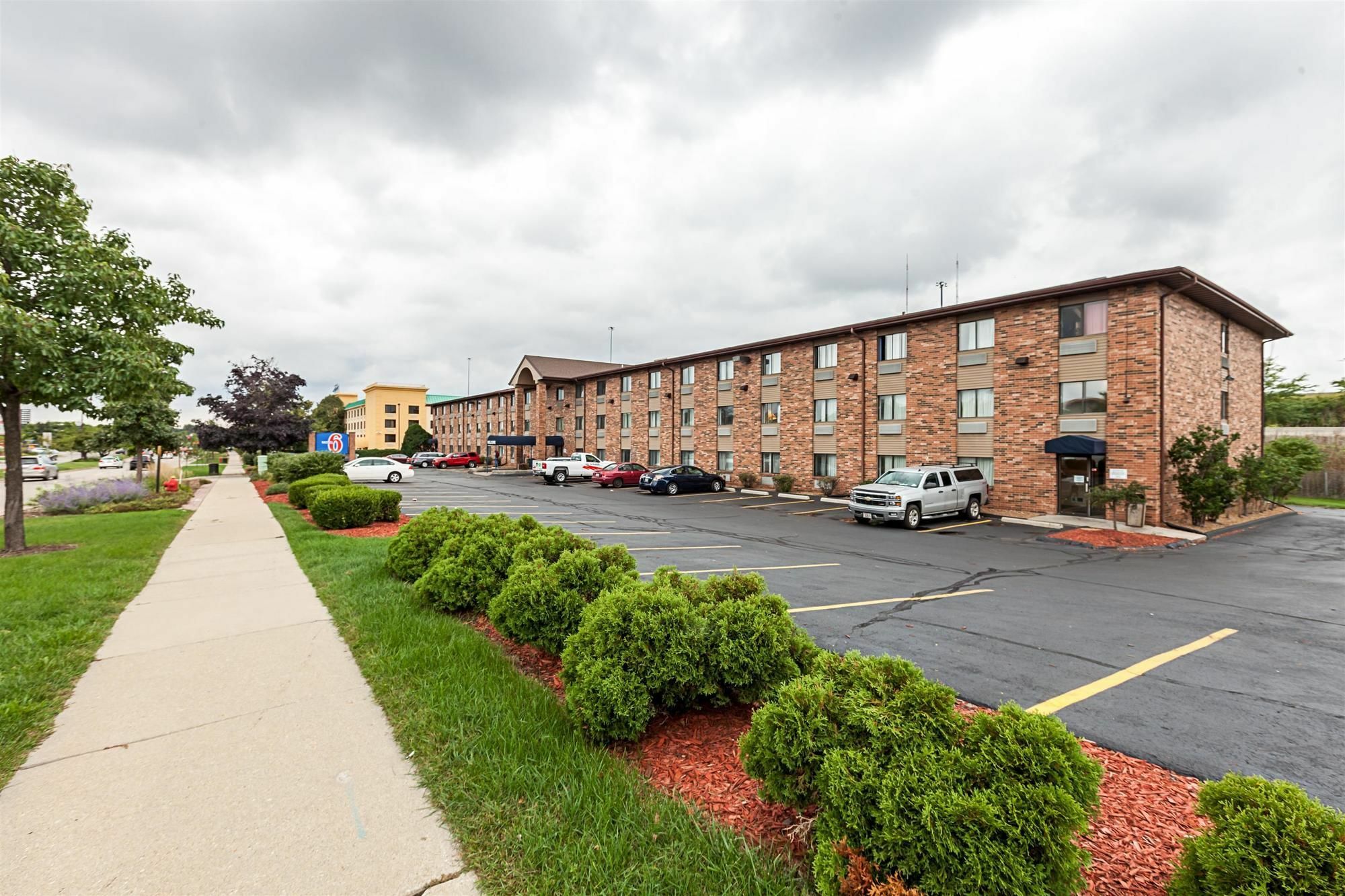 Motel 6-Milwaukee, Wi - Glendale Bagian luar foto