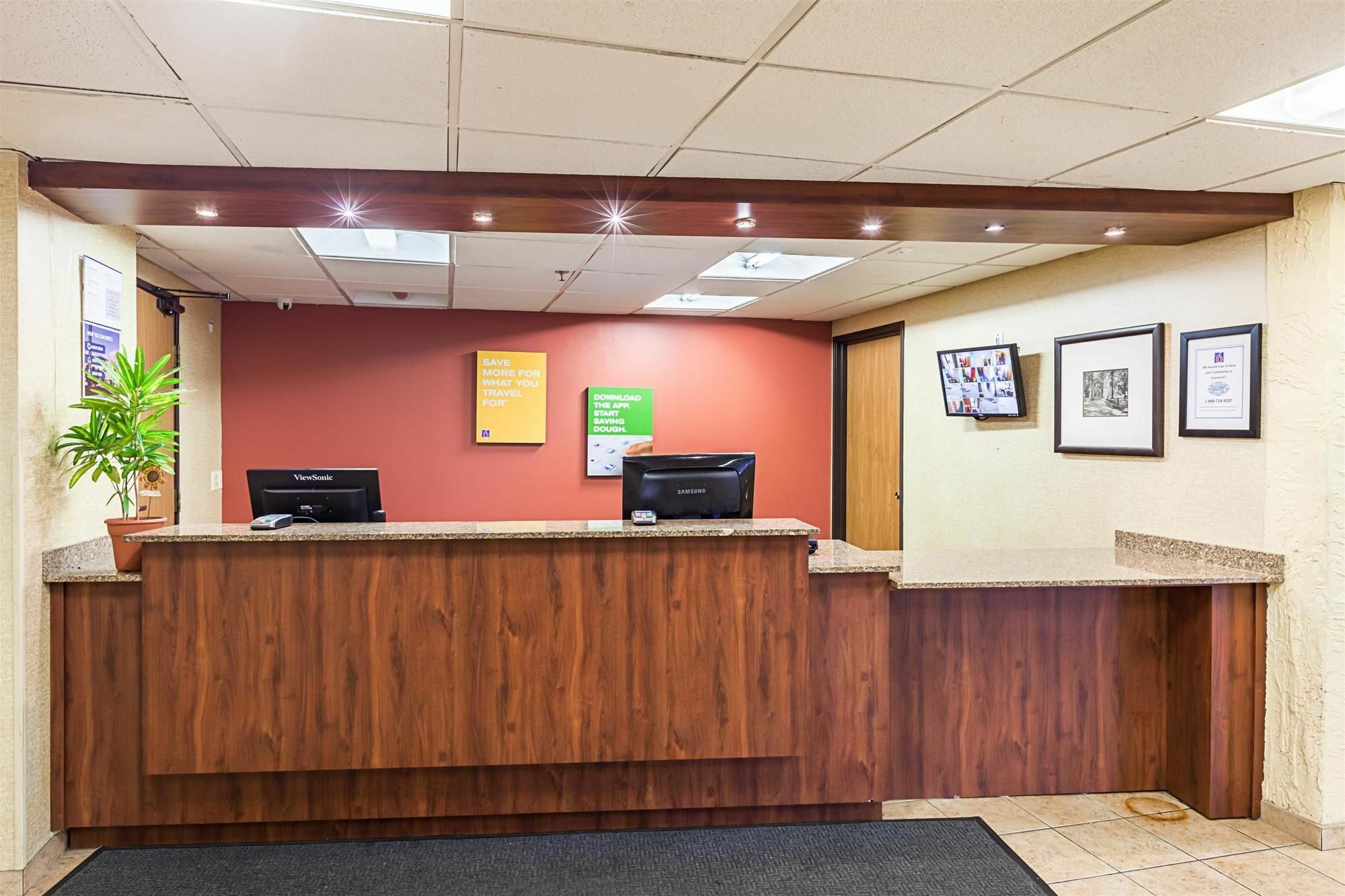 Motel 6-Milwaukee, Wi - Glendale Bagian luar foto